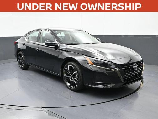2025 Nissan Altima SR FWD