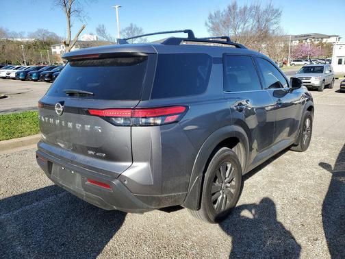 2023 Nissan Pathfinder SV 4WD