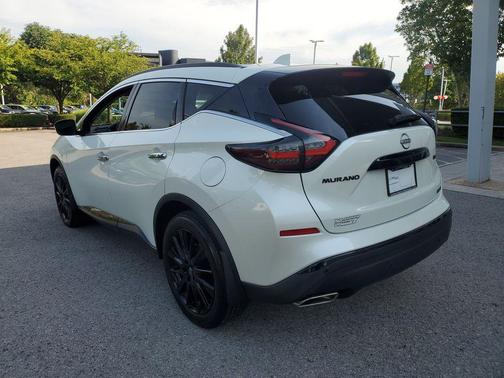 White 2024 Nissan Murano SV