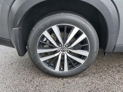 Gun Metallic 2023 Nissan Pathfinder Platinum 4WD