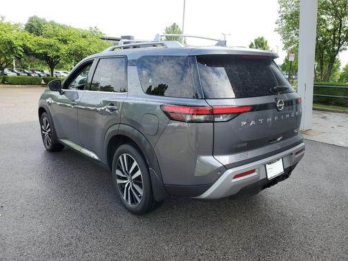 Gun Metallic 2023 Nissan Pathfinder Platinum 4WD