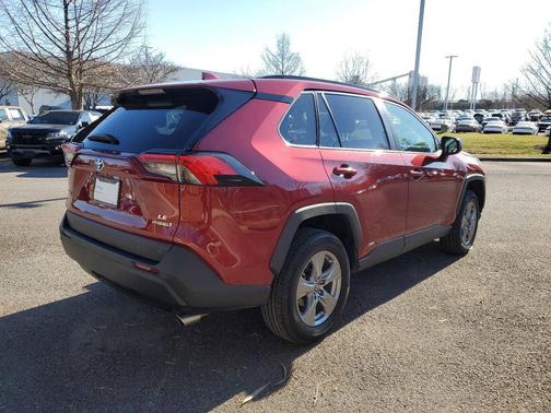 2024 Toyota RAV4 Hybrid LE