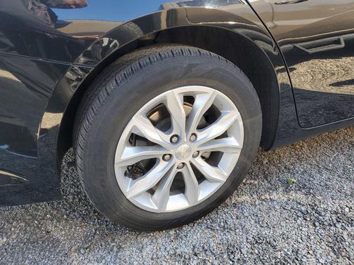 Black Metallic 2024 Chevrolet Malibu FWD 1LT