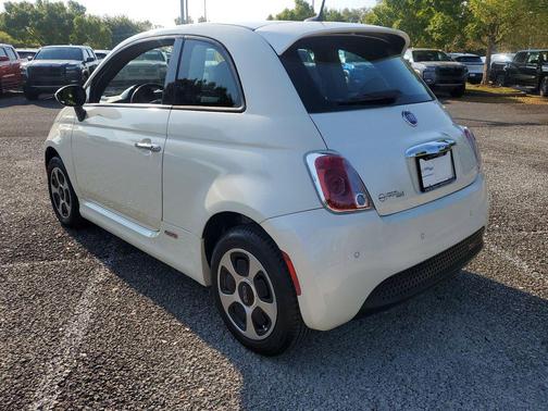 2016 FIAT 500e Battery Electric
