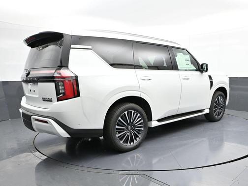 2025 Nissan Armada Platinum Reserve 4WD