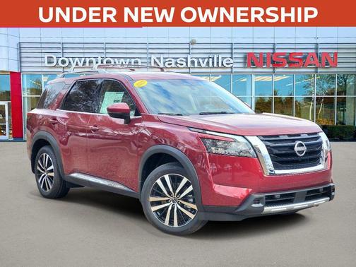 2025 Nissan Pathfinder Platinum FWD