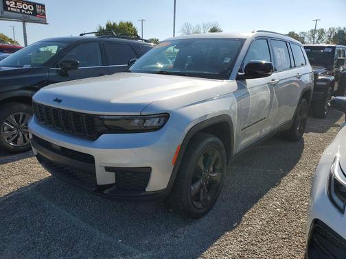 2023 Jeep Grand Cherokee L Altitude