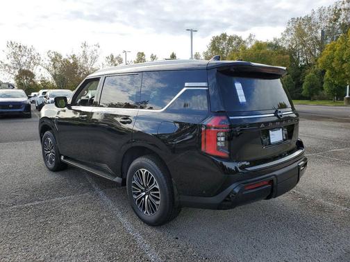 2025 Nissan Armada Platinum 2WD