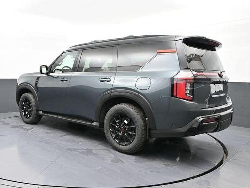 2025 Nissan Armada PRO-4X 4WD