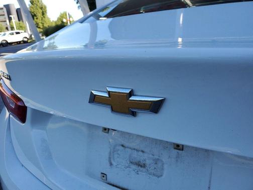 2022 Chevrolet Malibu 1LS