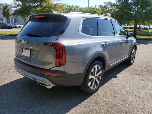 2022 Kia Telluride S
