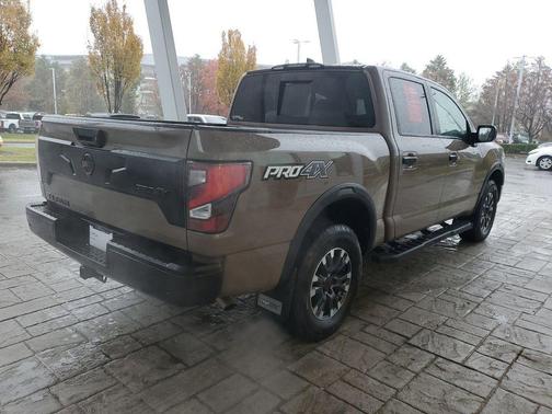 2024 Nissan Titan PRO-4X
