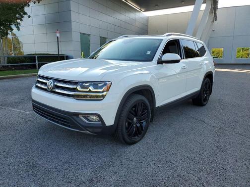 2018 Volkswagen Atlas 3.6L SEL Premium