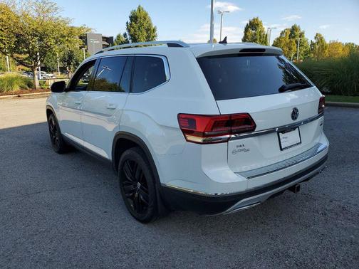 2018 Volkswagen Atlas 3.6L SEL Premium