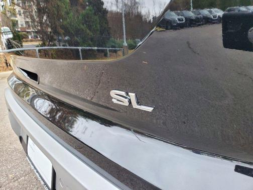 2025 Nissan Pathfinder SL FWD