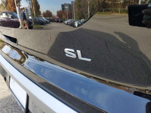 2023 Nissan Pathfinder SL FWD