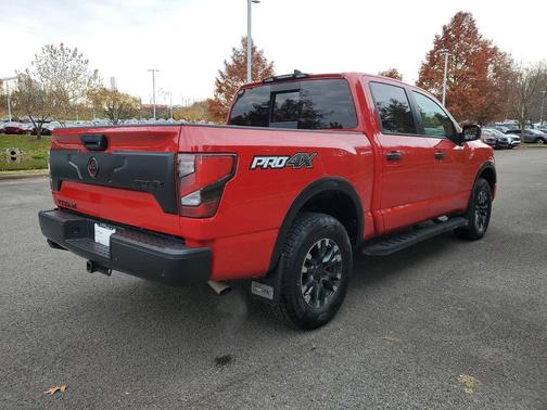 2024 Nissan Titan PRO-4X