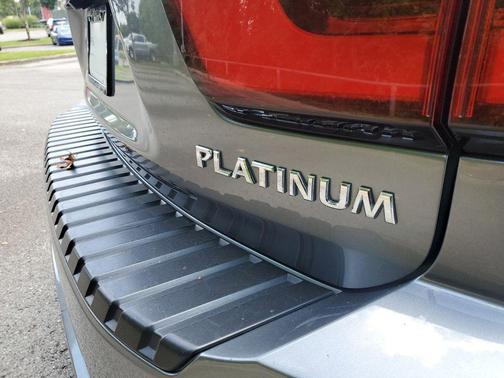 2021 Nissan Armada Platinum 2WD