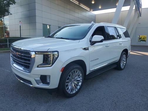 White Frost 2024 GMC Yukon SLT