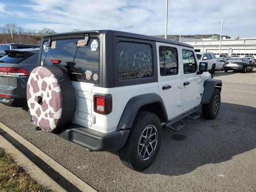 2024 Jeep Wrangler Sport
