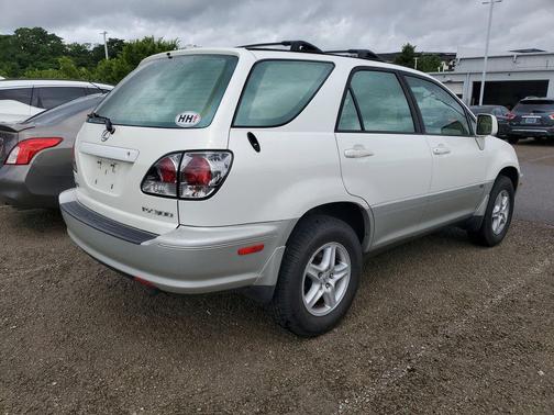 White Gold Crystal 2003 Lexus RX 300 Base