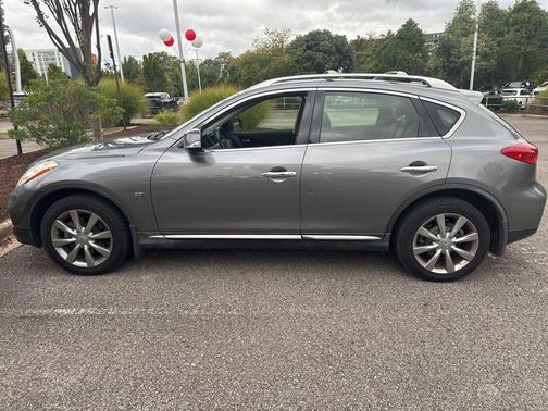 2017 INFINITI QX50 Base