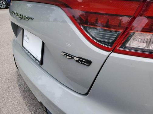 2022 Kia Stinger GT-Line