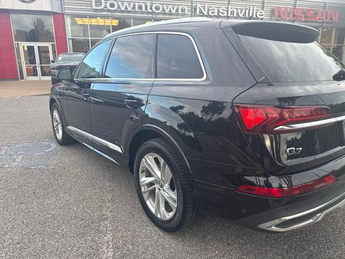 Orca Black Metallic 2020 Audi Q7 55 Premium Plus