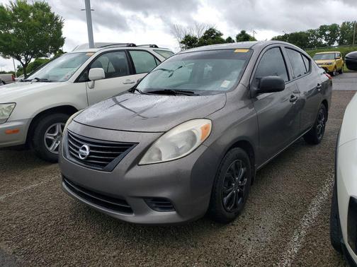 Magnetic Gray 2014 Nissan Versa 1.6 S+