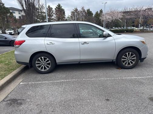 2014 Nissan Pathfinder S