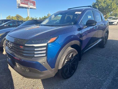Deep Blue Pearl 2026 Nissan Kicks SR