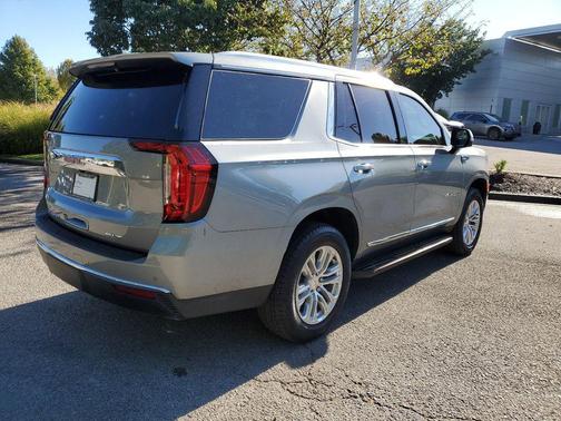 2024 GMC Yukon SLT