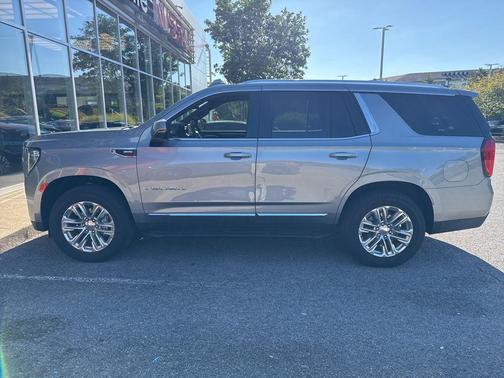 2024 GMC Yukon SLT