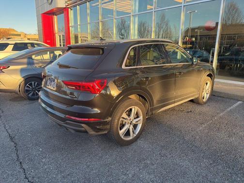 2024 Audi Q3 45 S line Premium Plus