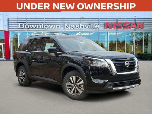 2025 Nissan Pathfinder SL FWD