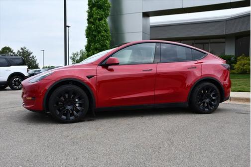 2023 Tesla Model Y Long Range Dual Motor All-Wheel Drive