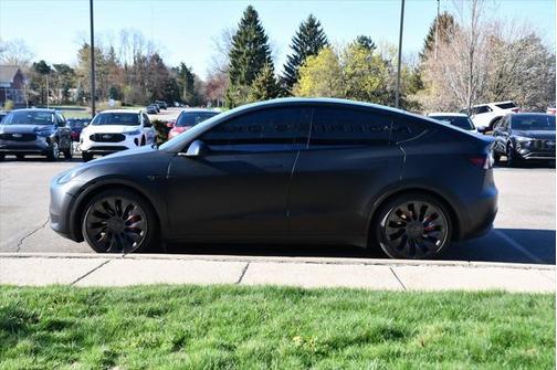 2023 Tesla Model Y Performance Dual Motor All-Wheel Drive