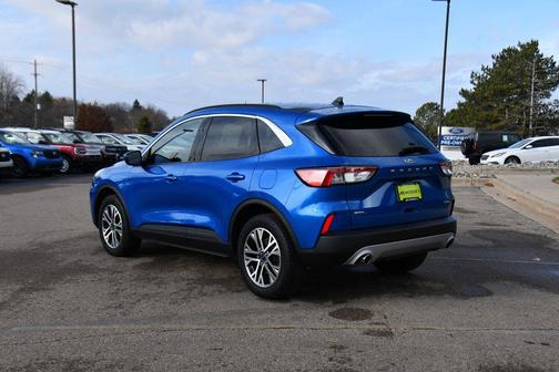2021 Ford Escape SEL