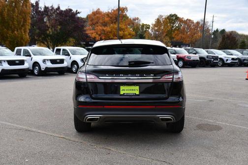 2022 Lincoln Nautilus Standard
