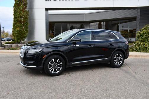 2022 Lincoln Nautilus Standard