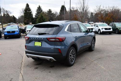 2026 Ford Escape PHEV Base
