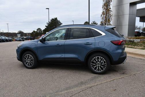2026 Ford Escape PHEV Base