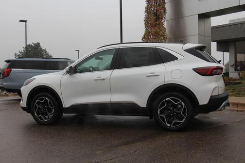 2026 Ford Escape Platinum