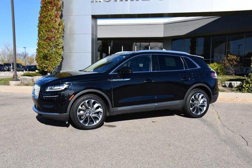 2021 Lincoln Nautilus Reserve