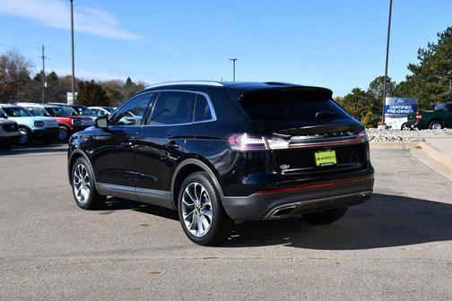 2021 Lincoln Nautilus Reserve