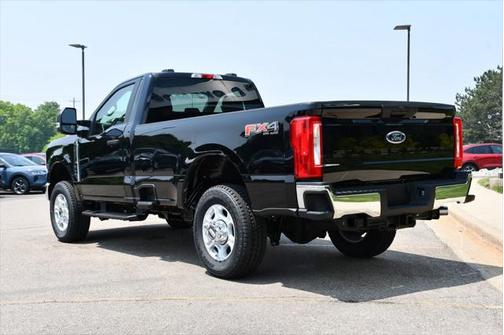 2025 Ford F-350 XLT