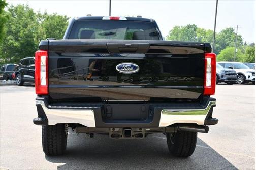 2025 Ford F-350 XLT