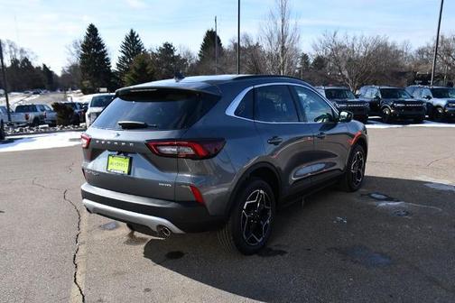 2026 Ford Escape Platinum