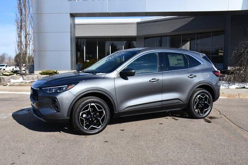 2026 Ford Escape Platinum