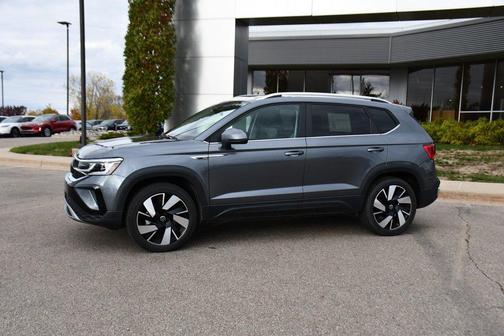 2024 Volkswagen Taos 1.5T SEL